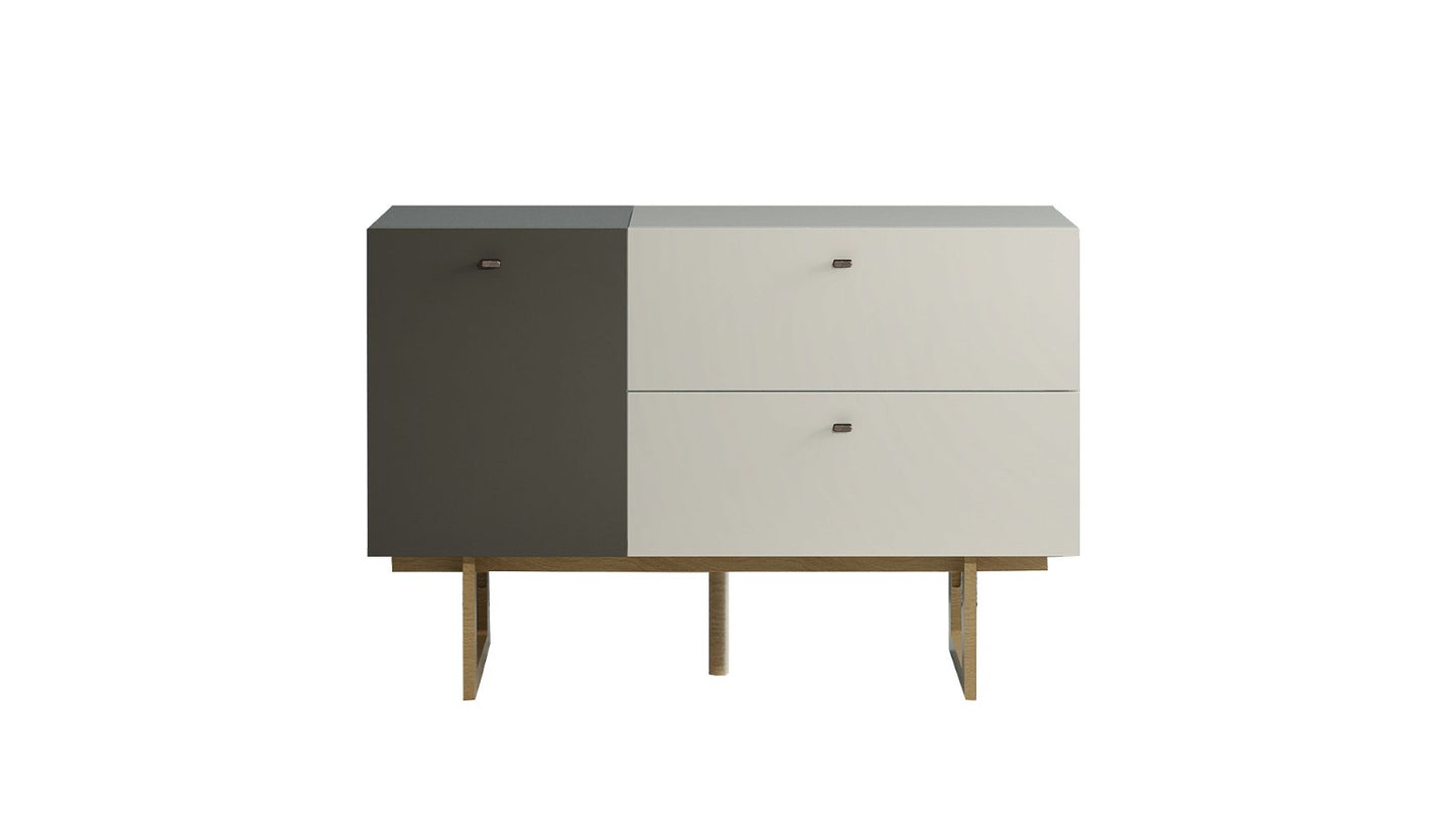 Giona Dresser